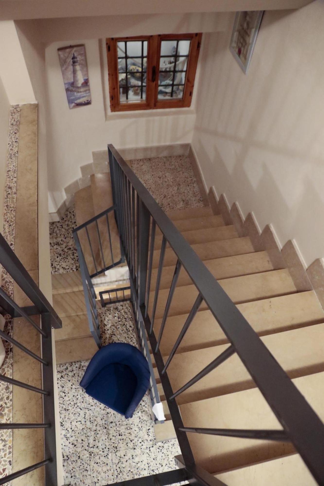Le Finestre Sul Borgo Rooms Πεσκιέρα ντελ Γκάρντα Εξωτερικό φωτογραφία